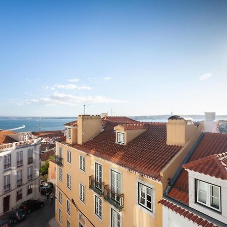 Alfama Charming Apartment With Amazing River View And Terrace Lisboa Exterior foto