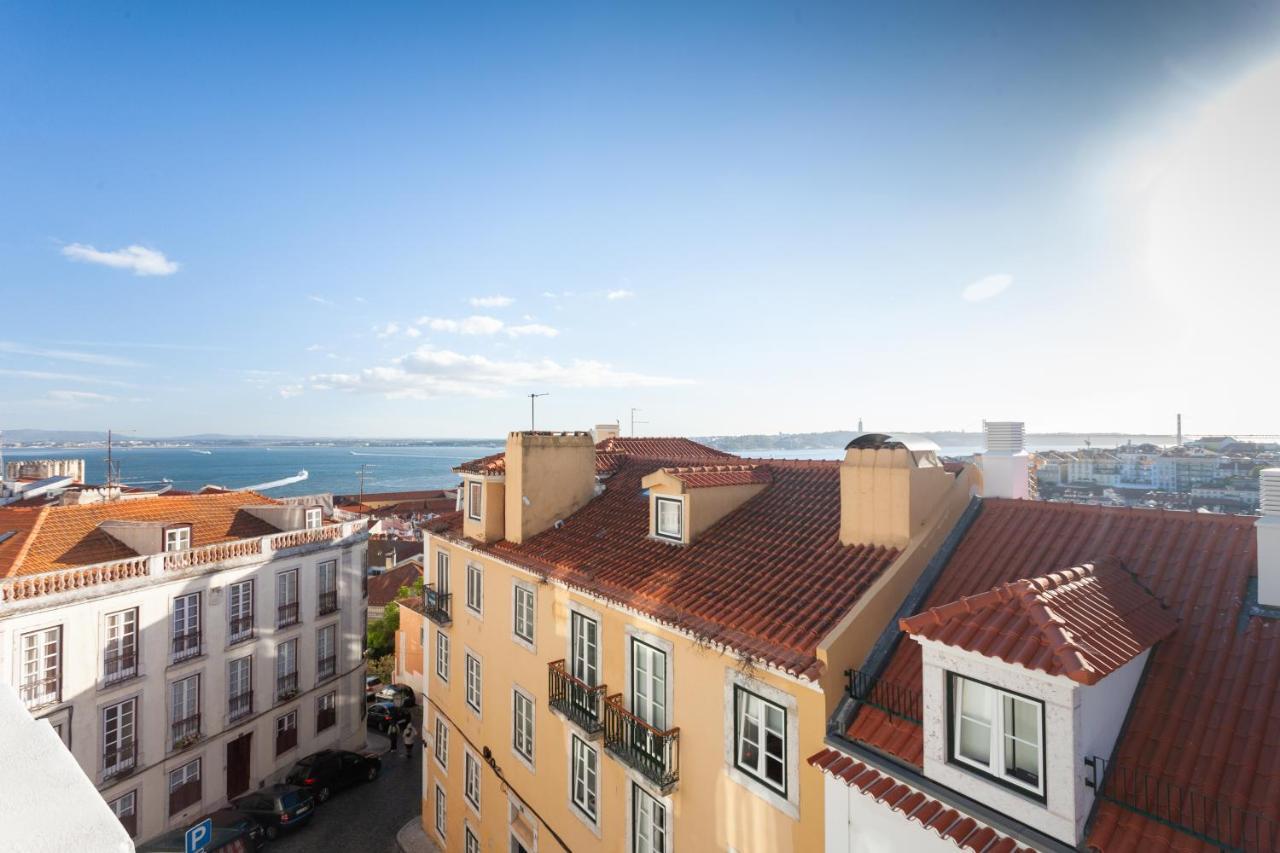 Alfama Charming Apartment With Amazing River View And Terrace Lisboa Exterior foto