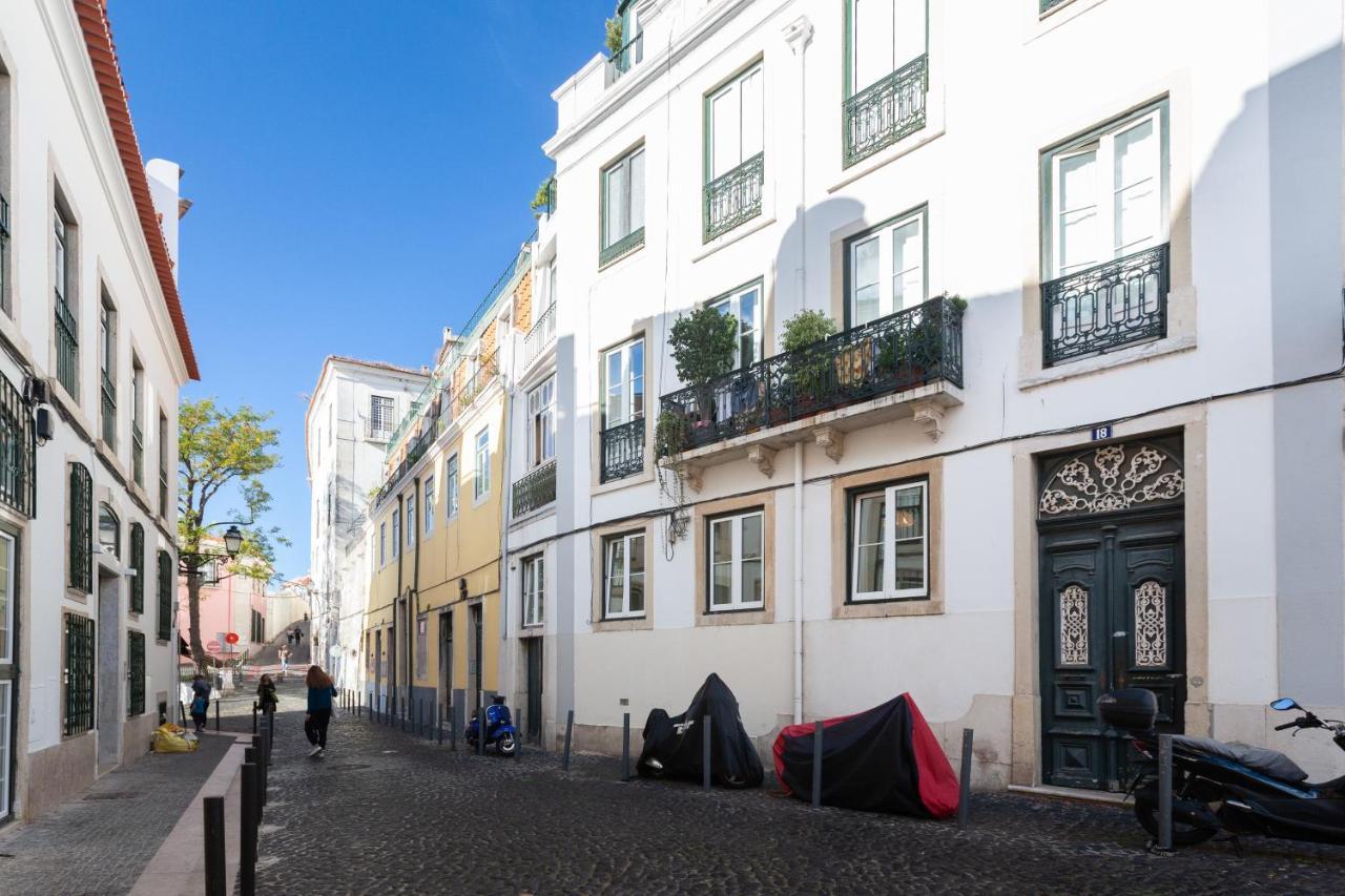 Alfama Charming Apartment With Amazing River View And Terrace Lisboa Exterior foto